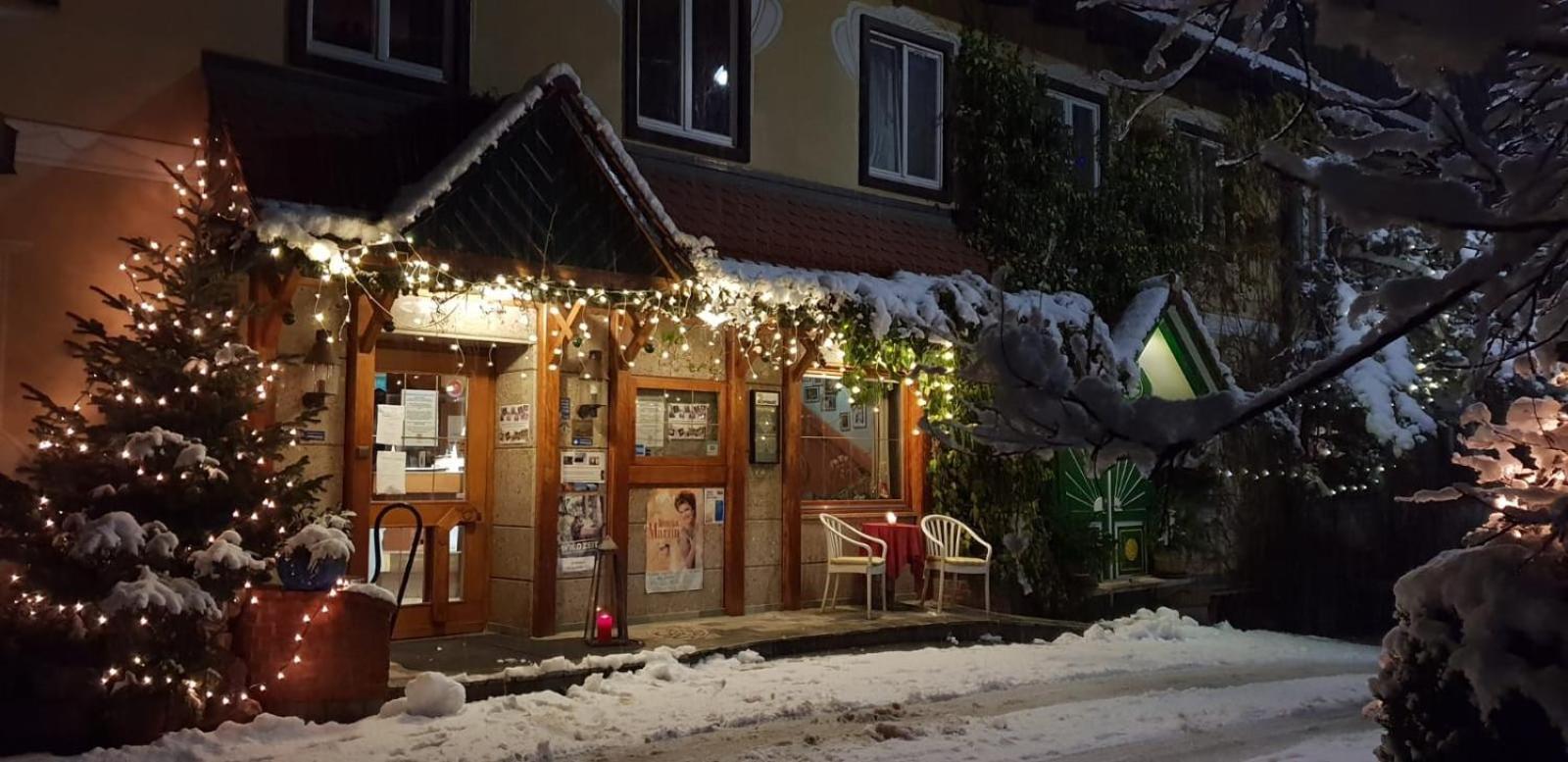 Hotel Restaurant - Hauserl Im Wald Graz Exterior foto